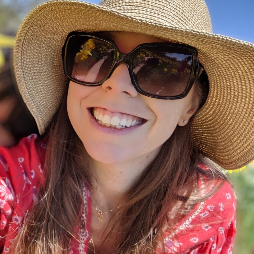 Meet your Posher, Carla